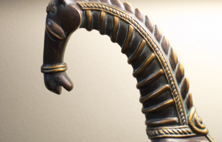 Pulp Home Shop Pick: Tamil Horse Lamp