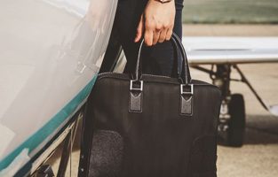 2016 Holiday Gift Guide: Frequent Traveler