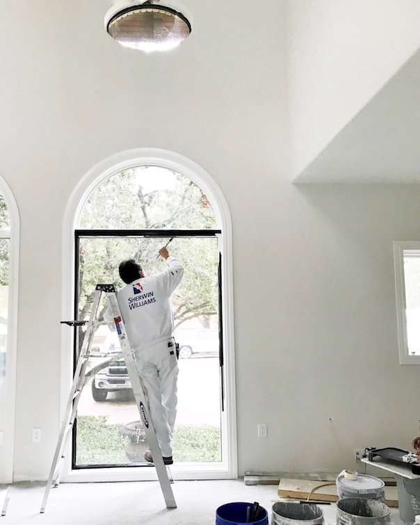 Best, fail proof neutral paint colors from Sherwin Williams, Benjamin Moore, Bridget Beari. Best white, creamy white, grey, greige, black and brown paint colors for interior and exterior of home