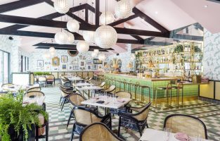 The 10 Best Restaurants in Palm Springs for Design Lovers